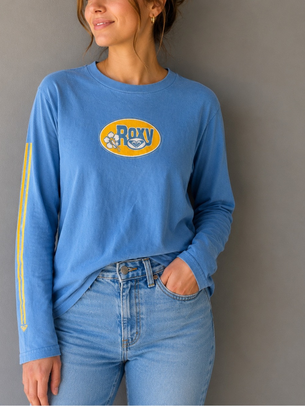 Vintage 1990s Roxy Quiksilver Blue Long Sleeve Tee | Surf Skate Y2K